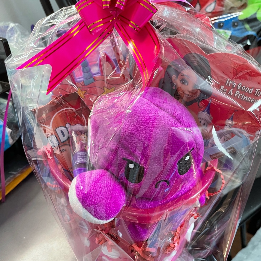 Valentine’s Day kids basket